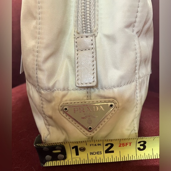 Prada Quilted nylon Tessuto Vintage shoulder bag in GUC - Picture 14 of 16